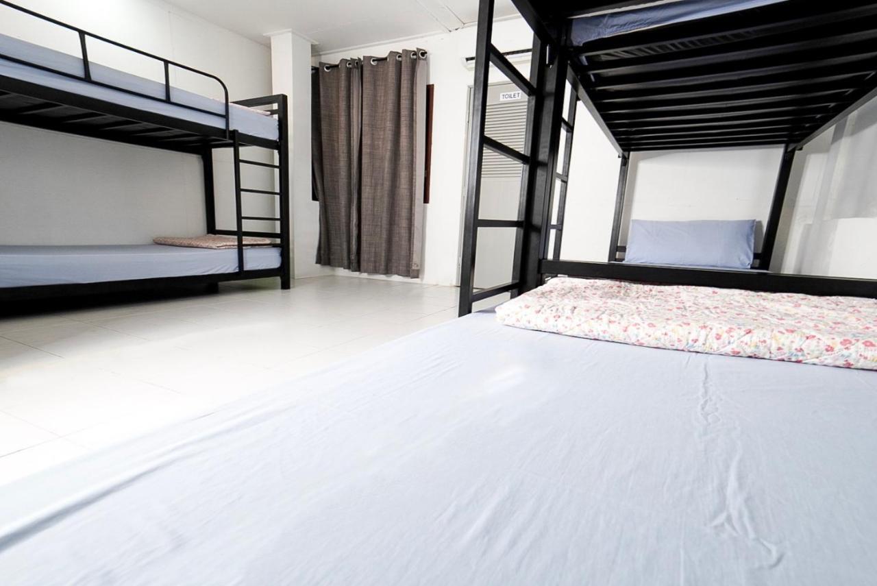 One Trinity Hostel Пханган Экстерьер фото